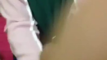 Cewek Jilbab Hijau Pintar Nyepong